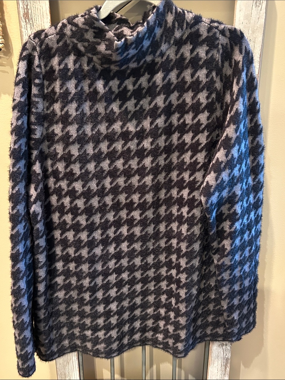 J. Jill Black and Gray Houndstooth Sweater